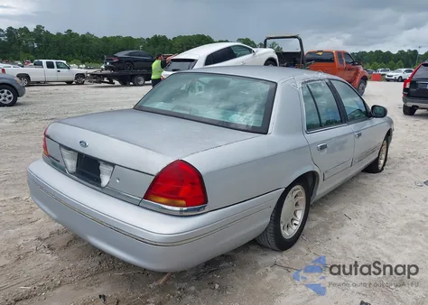 2000 Ford Crown Victoria Lx из США, поврежденный, VIN 2FAFP74W1YX168424